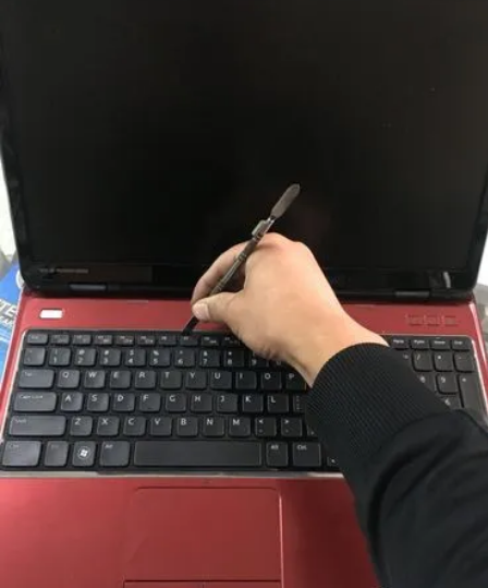 联想笔记本电脑键盘脏了如何清洁？笔记本电脑键盘如何清洁？