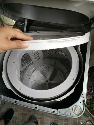 海尔洗衣机波轮怎么拆？洗衣机波轮拆卸方法！