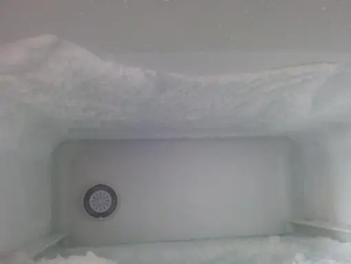 新飞冰箱冷藏室排水管结冰？可能是这个原因导致的！