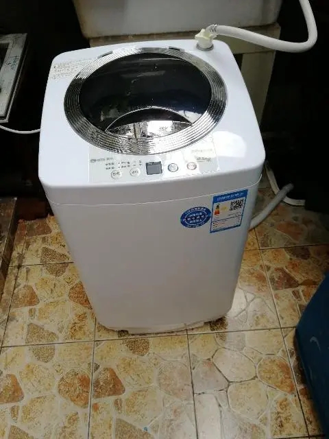 宁波格兰仕洗衣机存不住水是什么原因，应该如何检修？