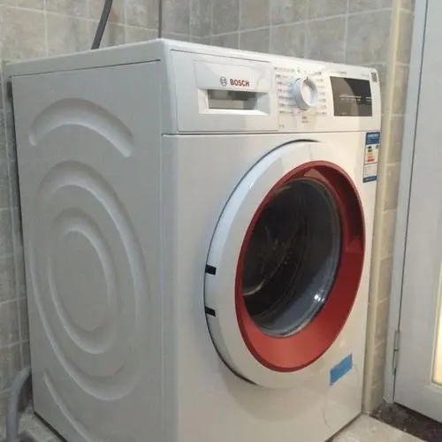 博世洗衣机洗衣服声音很大，像拖拉机一样？原因是什么？
