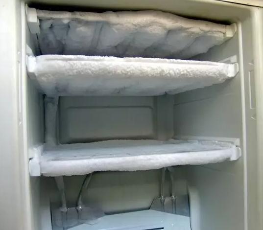 小天鹅冰箱保鲜室结冰怎么办？冰箱保鲜室结冰解决办法