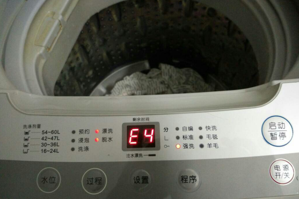 海尔洗衣机出现e4是怎么回事？