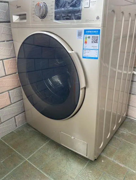 美的滚筒洗衣机不排水检修方法