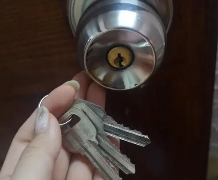 上门开锁能直接配钥匙吗