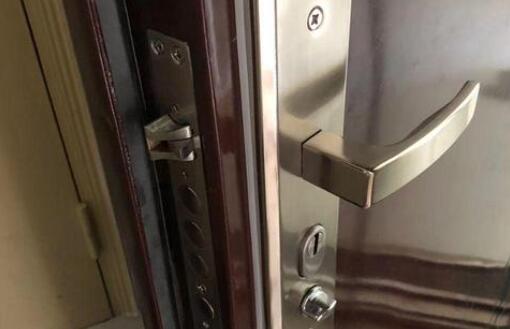 防盗门换锁芯多少钱？防盗门怎么换锁芯？