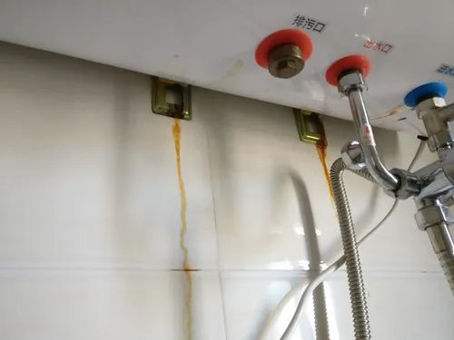 美的热水器漏水了，如何有效处理？