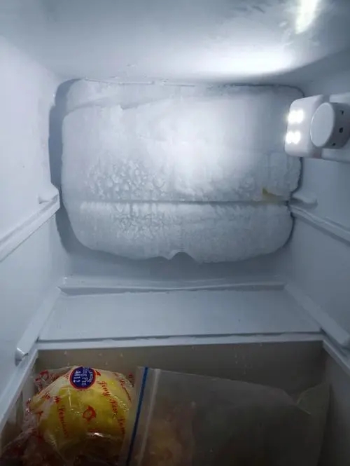 冰箱冷冻室结冰严重如何解决